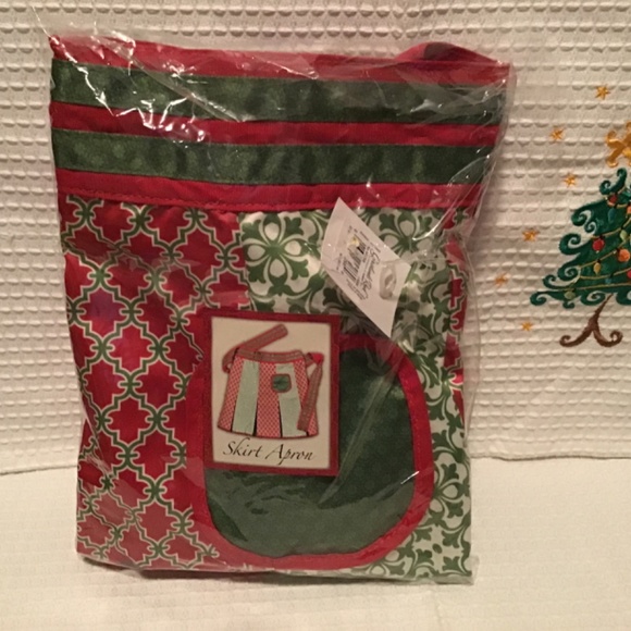 NWT Grasslands  Road Christmas  Skirt apron - pleat details - Picture 7 of 7